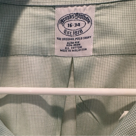 Light green men’s button down - Picture 2 of 2